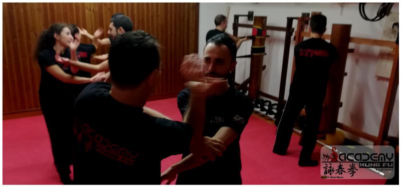 Kung Fu Academy di Master Sifu Salvatore Mezzone Accademia di Caserta Italia di Wing Chun Tjun Tsun, Tai Chi Quan e Chi Kung formazione istruttori e difesa personale